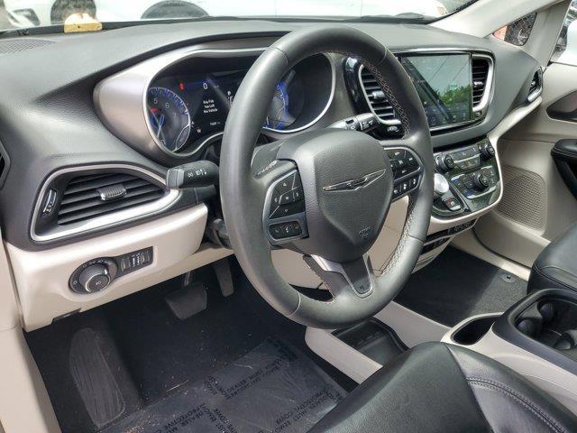 used 2022 Chrysler Pacifica car, priced at $14,418