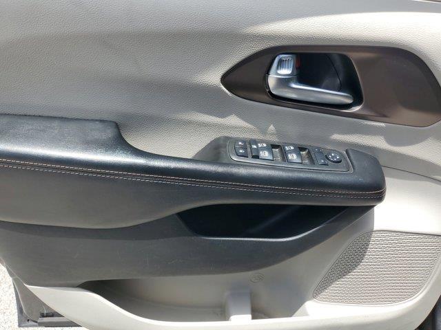 used 2019 Chrysler Pacifica car, priced at $10,252