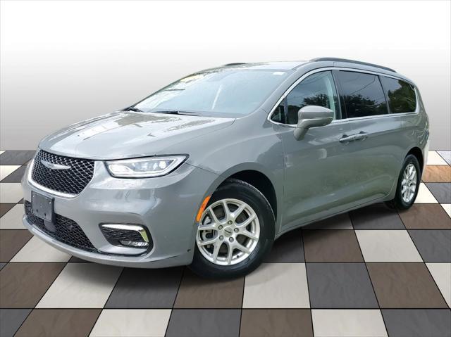 used 2022 Chrysler Pacifica car, priced at $17,918