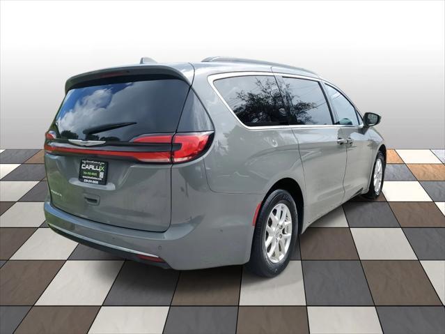 used 2022 Chrysler Pacifica car, priced at $17,918