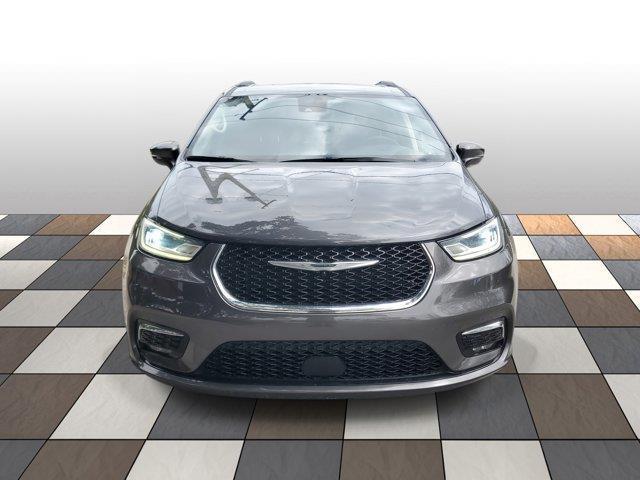 used 2022 Chrysler Pacifica car, priced at $13,926