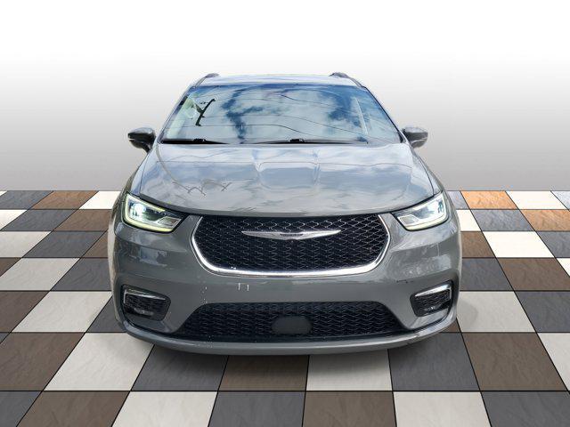 used 2022 Chrysler Pacifica car, priced at $15,318