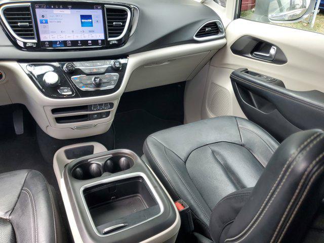 used 2022 Chrysler Pacifica car, priced at $15,318
