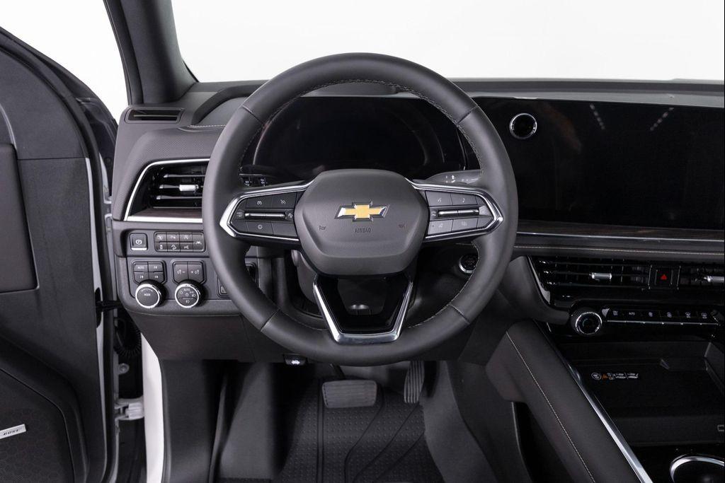 used 2025 Chevrolet Suburban car, priced at $84,990