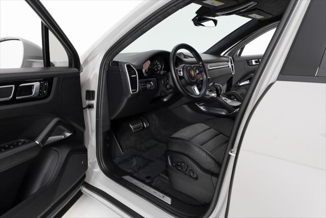 used 2022 Porsche Cayenne E-Hybrid car, priced at $134,980