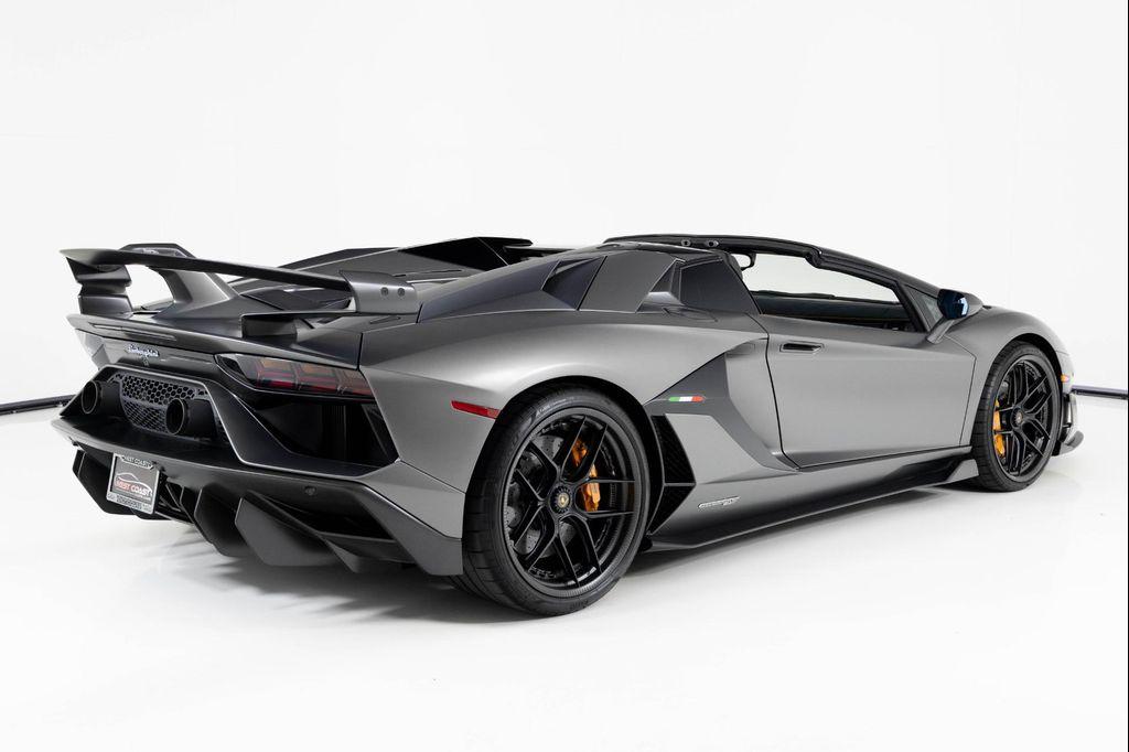 used 2020 Lamborghini Aventador SVJ car