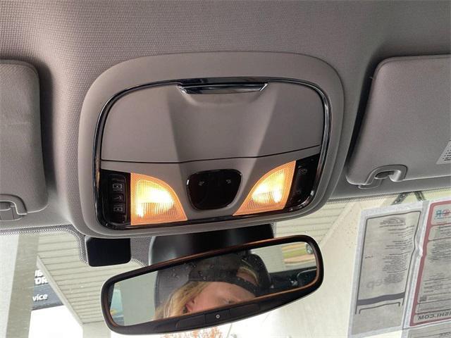 used 2021 Jeep Cherokee car, priced at $18,995