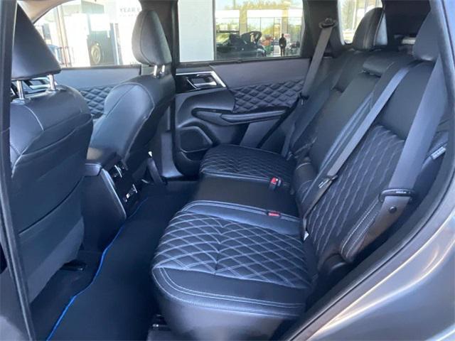 used 2023 Mitsubishi Outlander PHEV car