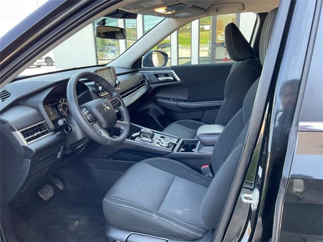 used 2024 Mitsubishi Outlander car, priced at $23,500