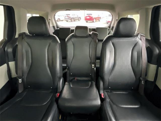 used 2022 Kia Carnival car, priced at $27,000