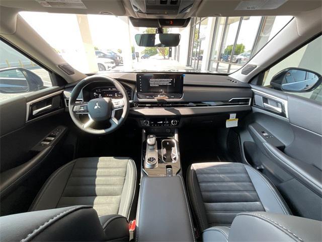 new 2025 Mitsubishi Outlander car, priced at $41,245