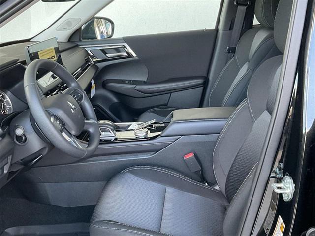 new 2025 Mitsubishi Outlander car, priced at $33,125