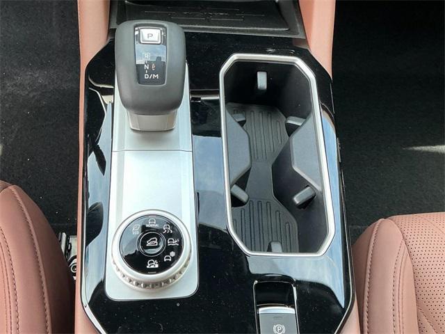 new 2025 Mitsubishi Outlander car, priced at $46,875