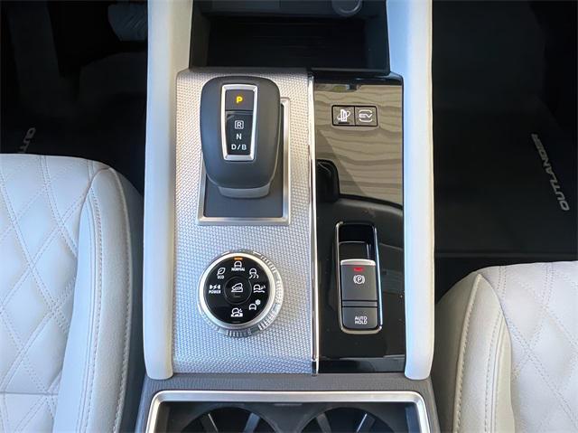 new 2025 Mitsubishi Outlander PHEV car, priced at $48,670