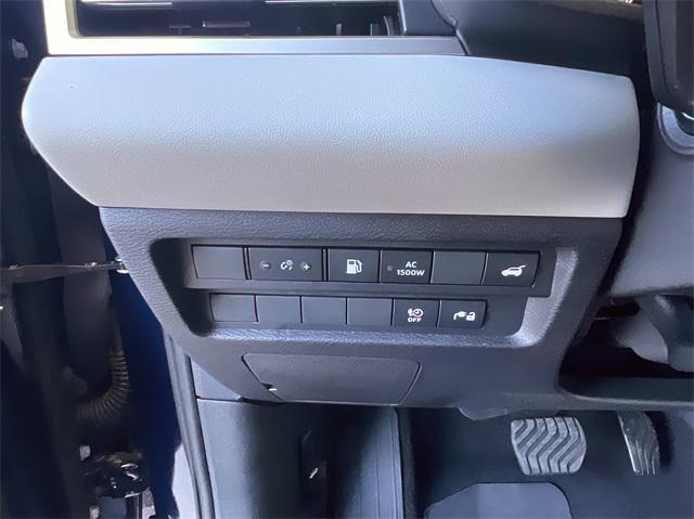 new 2025 Mitsubishi Outlander PHEV car, priced at $48,670