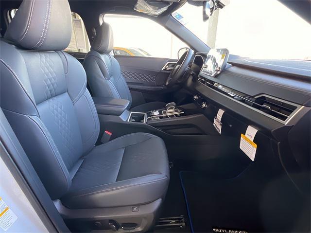 new 2025 Mitsubishi Outlander PHEV car, priced at $51,405