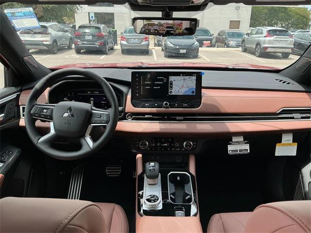new 2025 Mitsubishi Outlander car, priced at $45,195