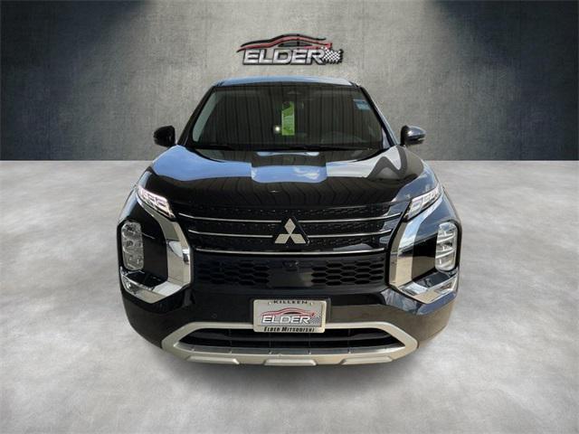 used 2024 Mitsubishi Outlander car, priced at $27,000