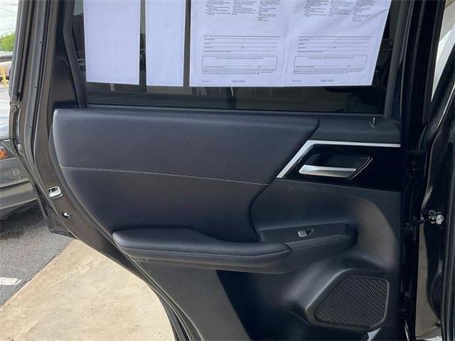 used 2024 Mitsubishi Outlander car, priced at $27,000