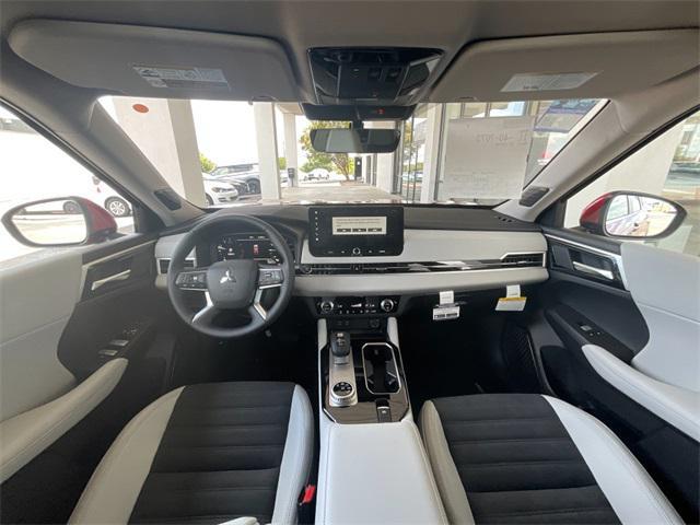 new 2025 Mitsubishi Outlander car, priced at $41,910