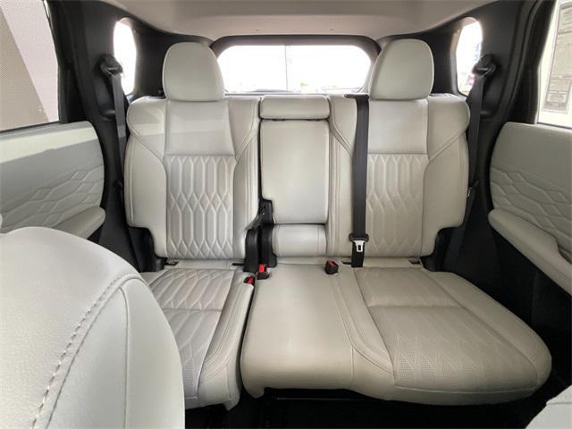 new 2025 Mitsubishi Outlander car, priced at $42,950