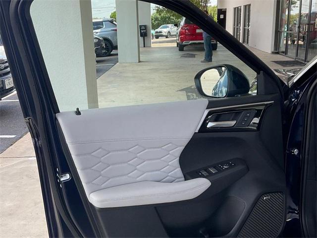 new 2025 Mitsubishi Outlander car, priced at $41,100