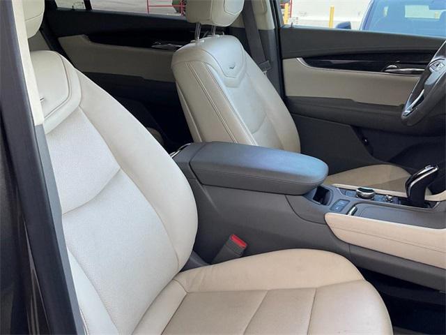 used 2020 Cadillac XT6 car, priced at $25,500