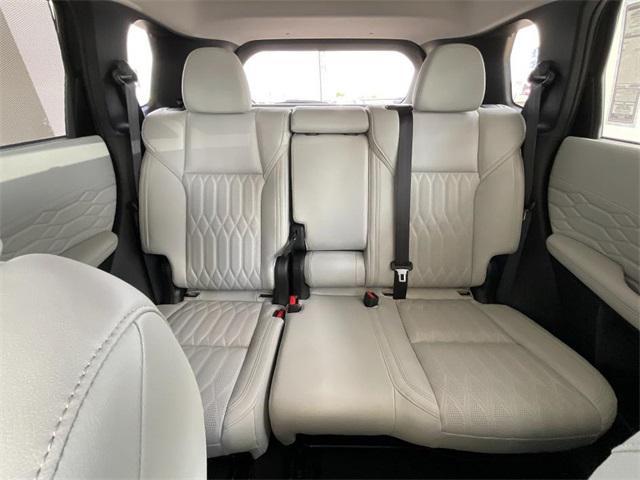new 2025 Mitsubishi Outlander car, priced at $40,980