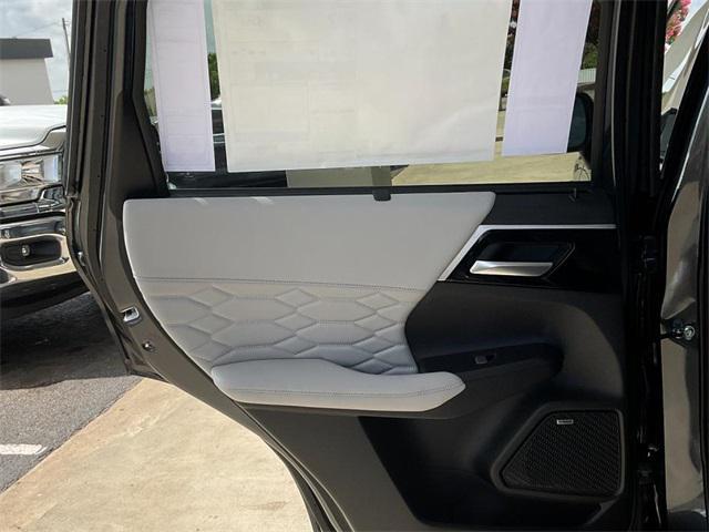 new 2025 Mitsubishi Outlander car, priced at $40,980