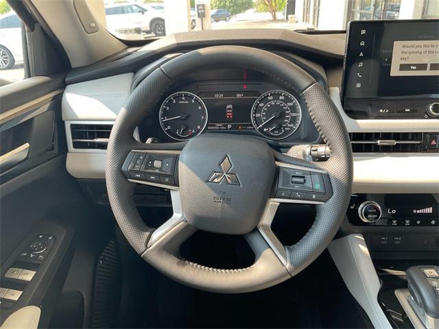new 2025 Mitsubishi Outlander car, priced at $38,540
