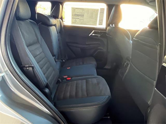 used 2024 Mitsubishi Outlander car