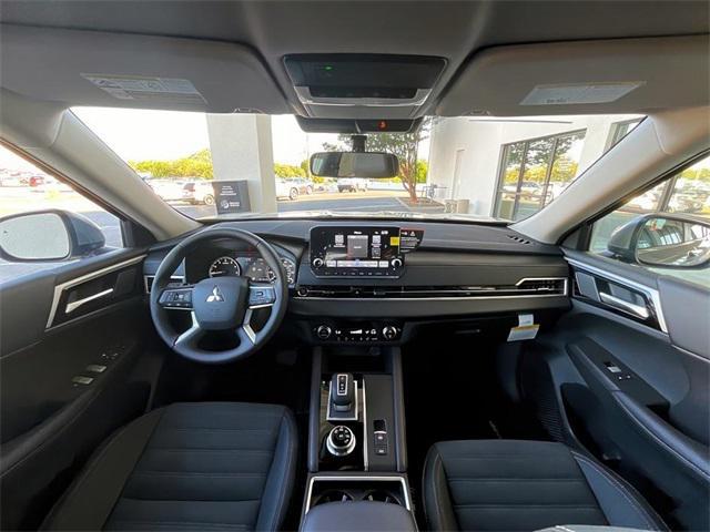 used 2024 Mitsubishi Outlander car