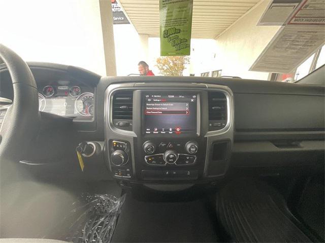 used 2021 Ram 1500 Classic car, priced at $27,995