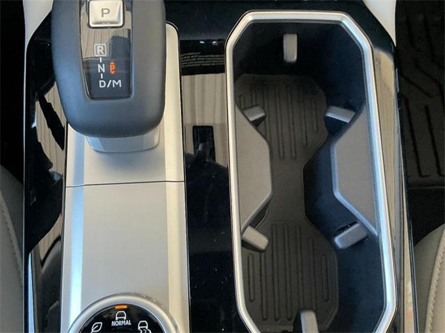 new 2025 Mitsubishi Outlander car, priced at $47,035
