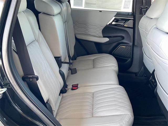 new 2025 Mitsubishi Outlander car, priced at $47,035