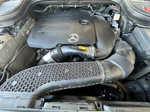 used 2022 Mercedes-Benz GLE 350 car, priced at $40,000