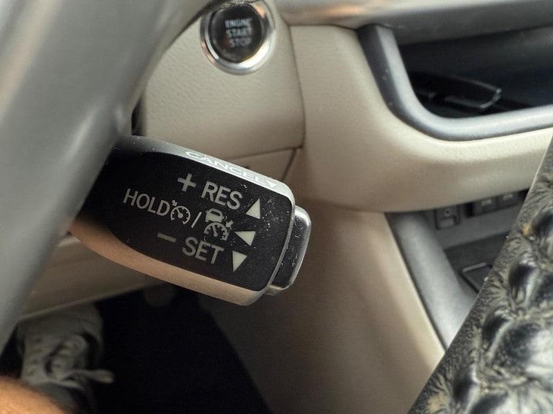 used 2018 Toyota Highlander car, priced at $26,822