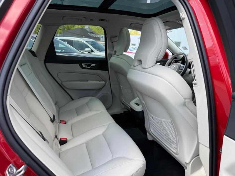 used 2021 Volvo XC60 car, priced at $30,994