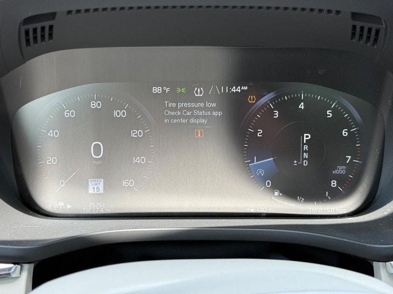 used 2021 Volvo XC60 car, priced at $30,994