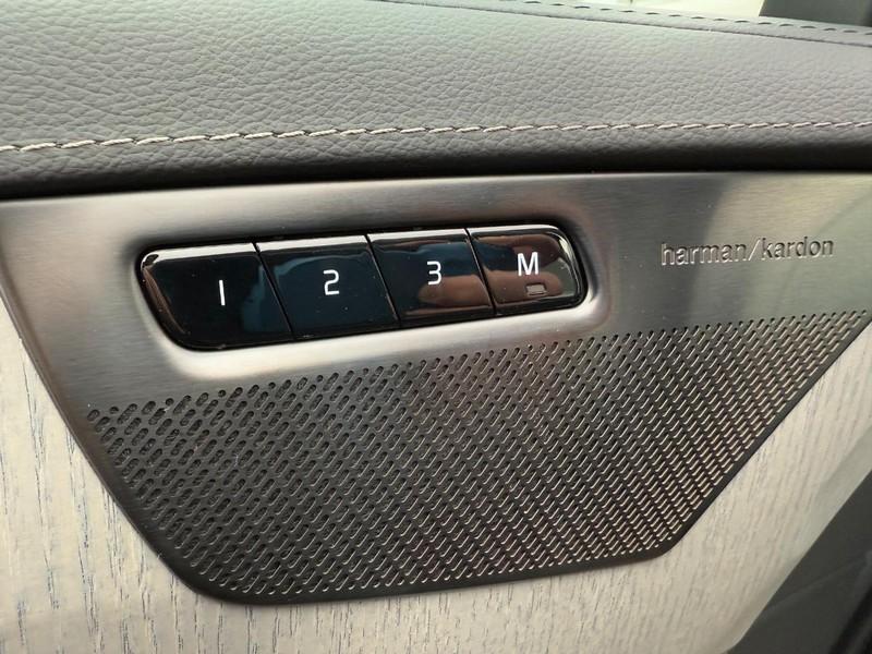 new 2025 Volvo XC90 Plug-In Hybrid car, priced at $80,905