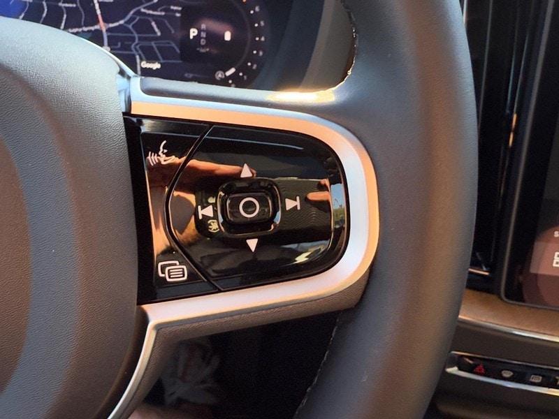 new 2026 Volvo XC60 car, priced at $58,815