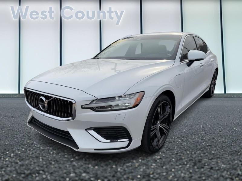 used 2022 Volvo S60 Recharge Plug-In Hybrid car, priced at $31,882