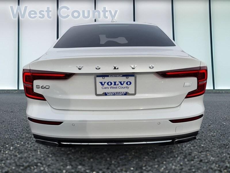 used 2022 Volvo S60 Recharge Plug-In Hybrid car, priced at $31,882