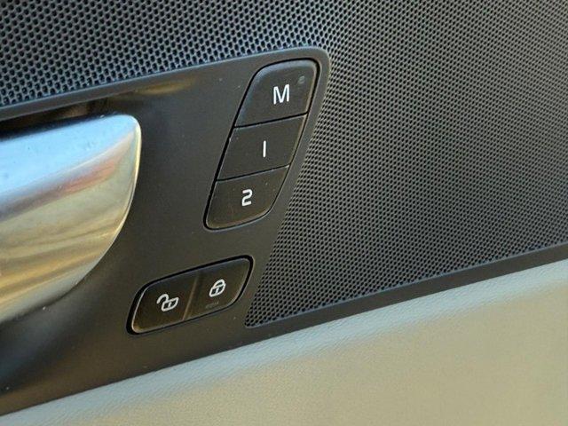 used 2023 Volvo XC60 car, priced at $36,914