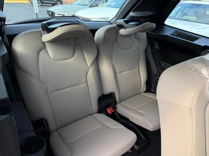 new 2026 Volvo XC90 car, priced at $71,825