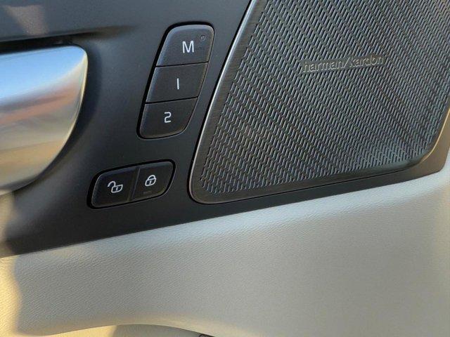 new 2026 Volvo XC60 Plug-In Hybrid car, priced at $75,450