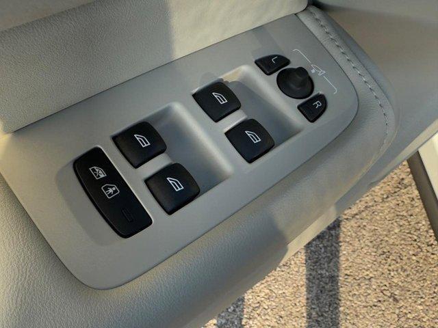 new 2026 Volvo XC60 Plug-In Hybrid car, priced at $75,450