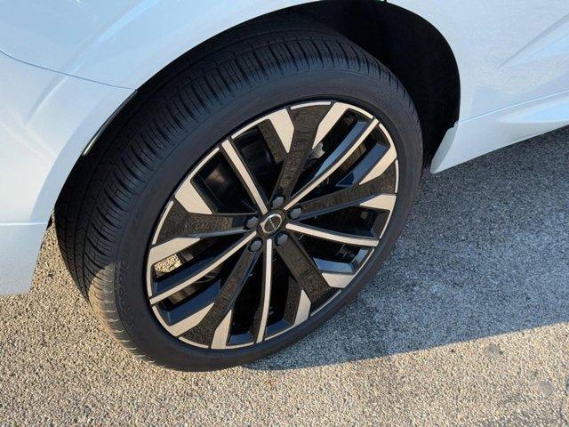 new 2026 Volvo XC60 Plug-In Hybrid car, priced at $75,450