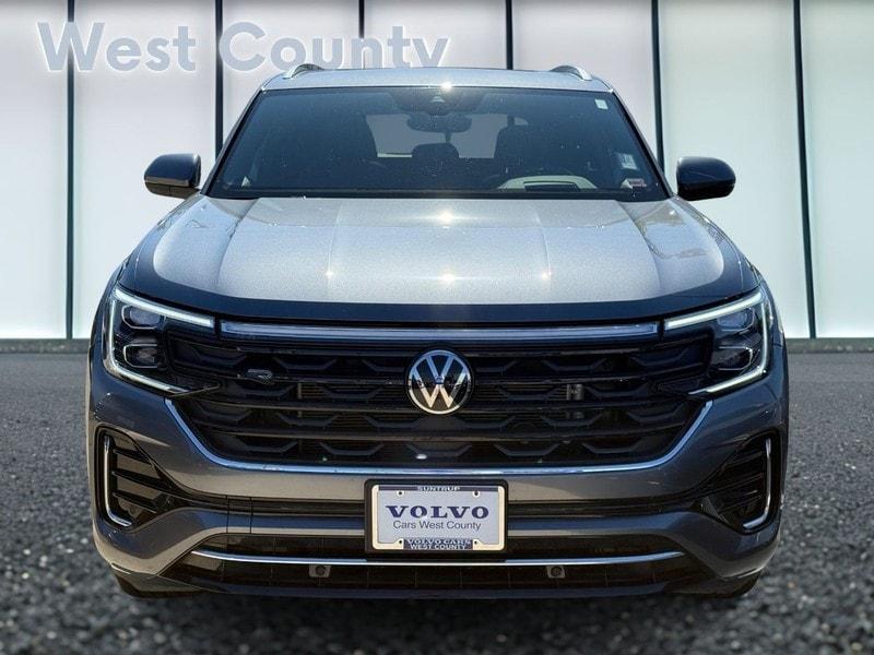 used 2024 Volkswagen Atlas Cross Sport car, priced at $40,000