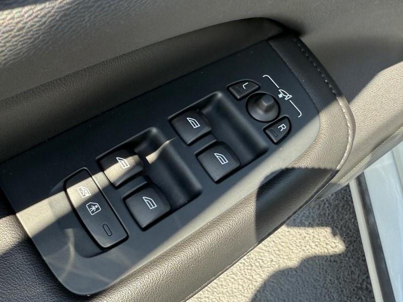 used 2025 Volvo S60 car, priced at $35,000